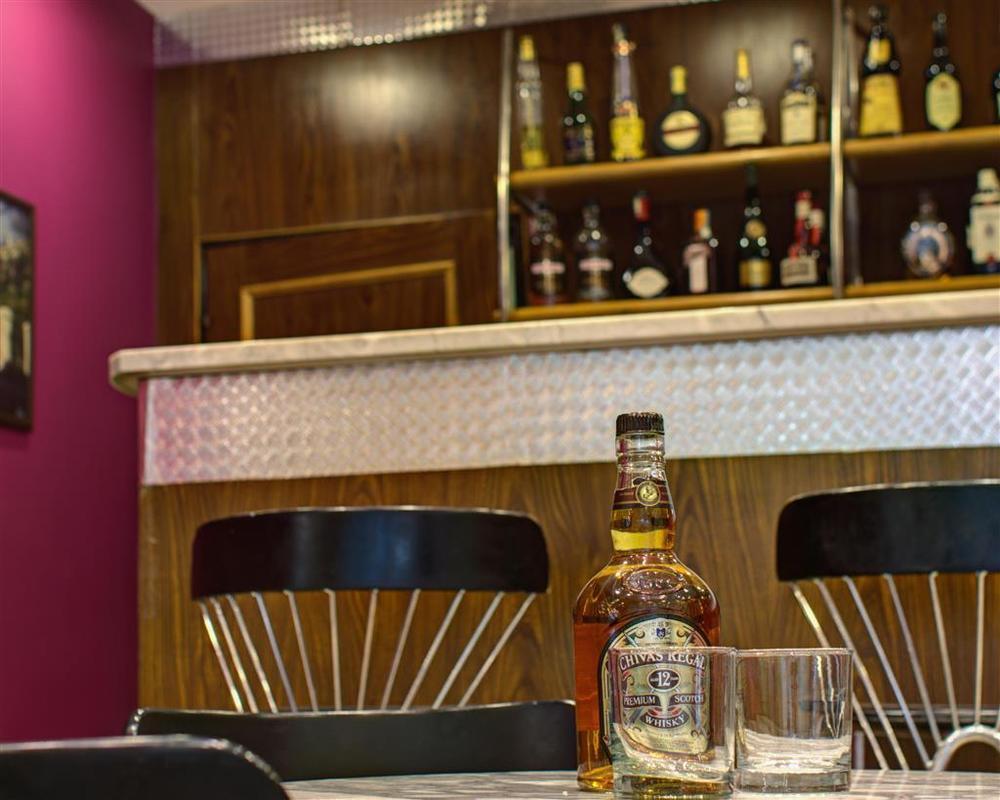 פראג Luxury Family Hotel Bila Labut מסעדה תמונה