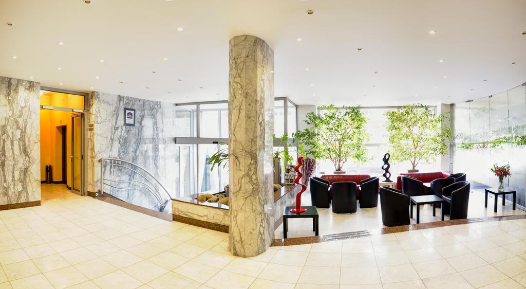 פראג Luxury Family Hotel Bila Labut מראה פנימי תמונה